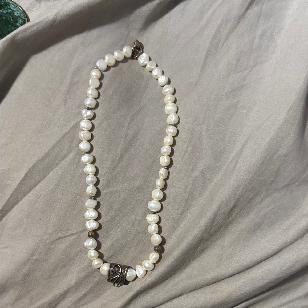 Elegant Pearl Necklace